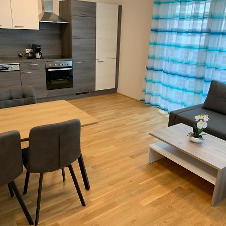 Modern Airconditioned City Apartment Close To Vic Viyana Dış mekan fotoğraf